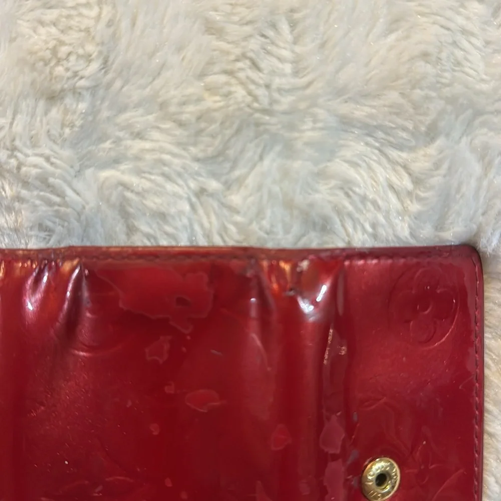 Louis Vuitton 4 Ring Key Holder Case In The Maroon Family - Picture 7 of 16